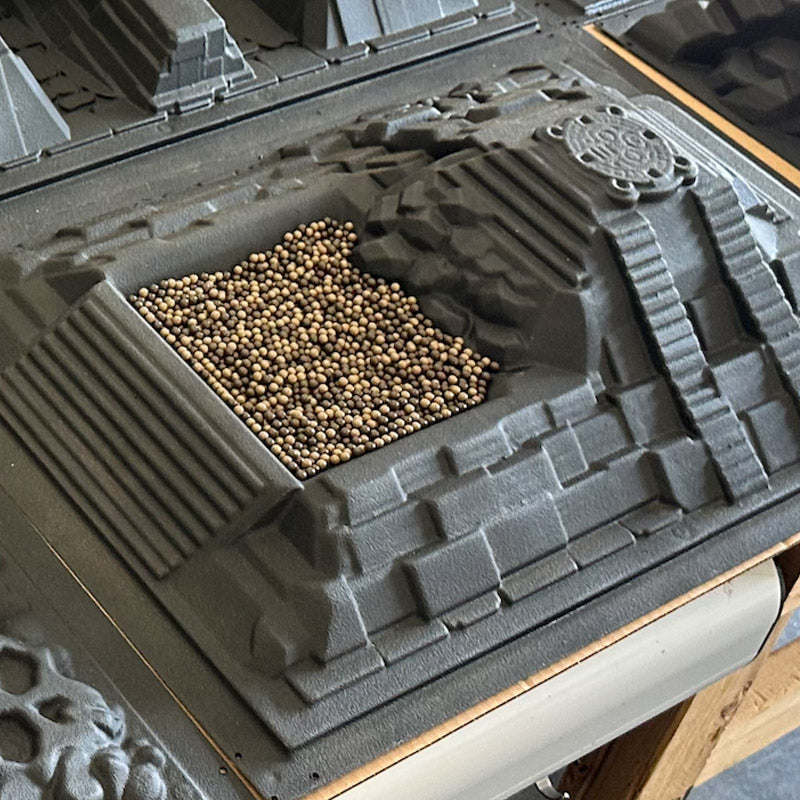 Mayan Mud Pit Large Crawler Scape Plate - XRS01020